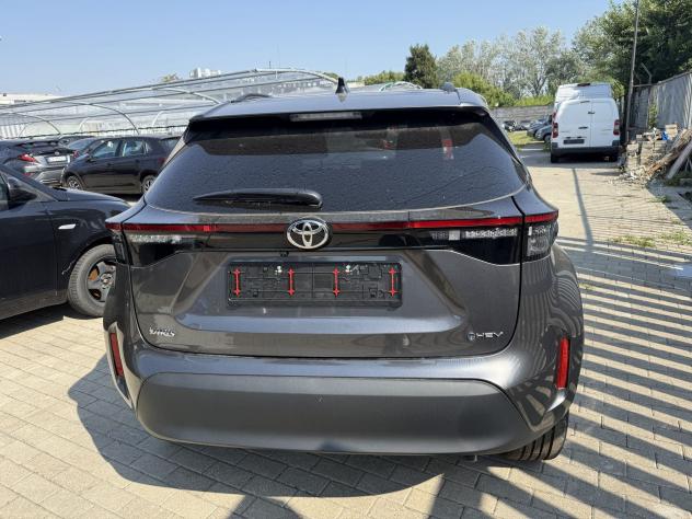 Toyota Yaris Cross 1.5H (130 CV) Trend E-CVT AWD-i KM0 - Foto 7