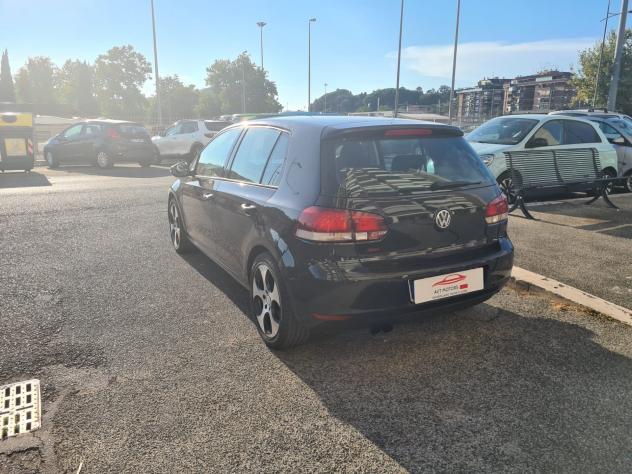 Volkswagen Golf 2.0 TDI 140CV DPF DSG 5p. Highline - Foto 4