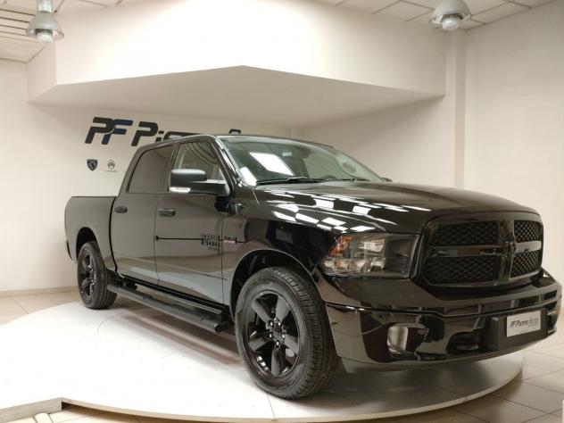 Dodge RAM RAM 1500 CLASSIC BLACK CREW CAB 5.7 HEMI V8 GPL - Foto 6