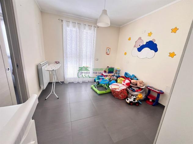 Rif: 2762 - COMISO – Appartamento rifinito su due livelli con ampia veranda e garage, zona Carabinieri - Foto 14