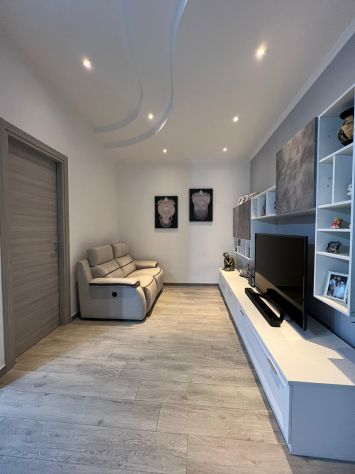 via villani appartamento ristrutturato 2 camere cucina a E 50.000 - Foto 3