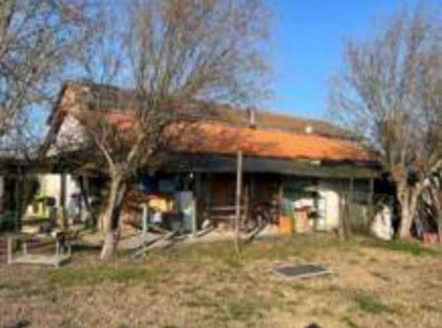 Immobile in asta di 1426 m² con più di 5 locali e box auto in vendita a Reggiolo - Foto 5