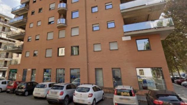 Immobile di 100 m² con 2 locali in affitto a Acqui Terme