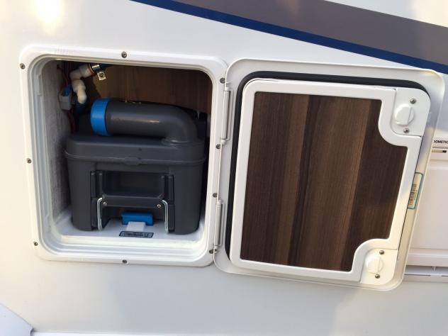 CAMPER RIMOR DUCATO SEMINTEGRALE LETTI GEMELLI BASCULANTE CLIMATIZZATORE FOTOVOLTAICO GENERALI USATO - Foto 6