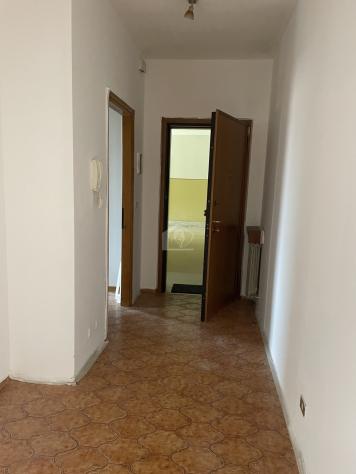 Luzzara vendesi appartamento 4 vani 120 Mq - Foto 5