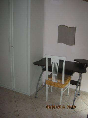 Trilocale Nuovo Arredato con 2 Camere da Letto vicino Università M2 Spese Compr. - Foto 3