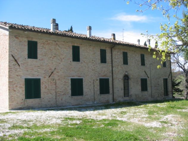 CASALE RUSTICO NEL PARCO DELLE CESANE URBINO (PU) - Foto 4