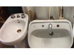 LAVANDINO A COLONNA E BIDET