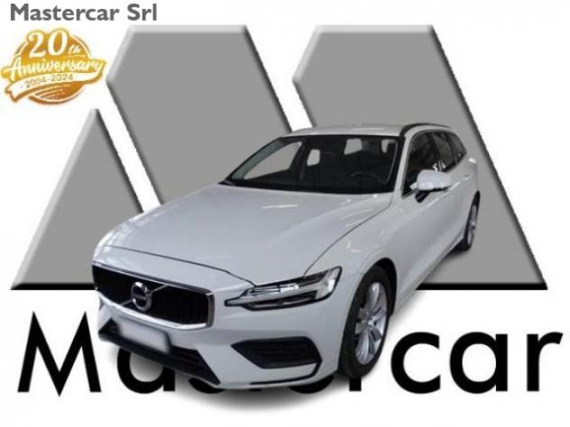 VOLVO V60 V60 2.0 b4 Momentum Business Pro auto - GG115ZL rif. 24057768