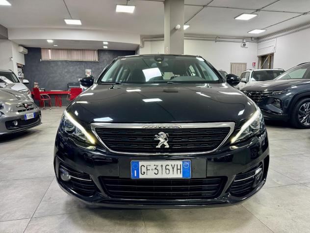 Peugeot 308 1.5 BlueHDi 130cv EAT8 Business 2021 - Foto 2