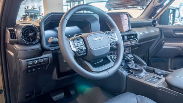 Toyota Land Cruiser Land Cruiser 2.8 D4D A/T AWD Adventure - Foto 4