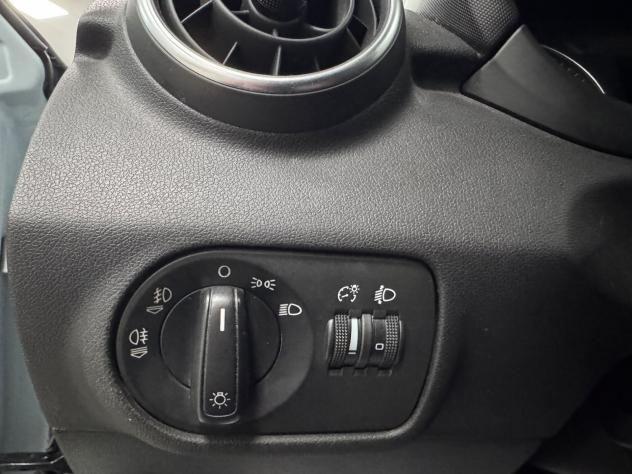 Audi A1 1.2 TFSI Attraction - Foto 10