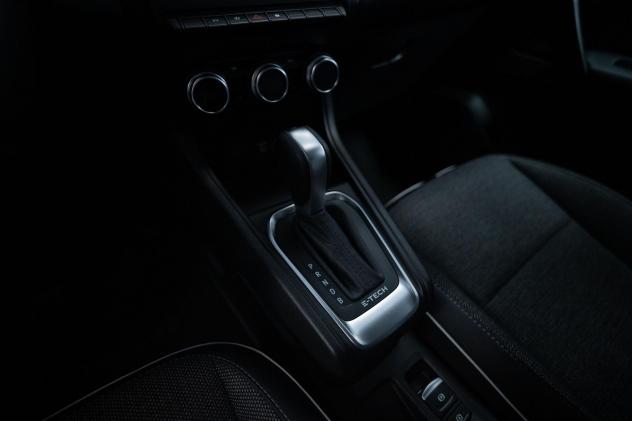 Renault Captur II 2019 1.6 E-Tech hybrid Techno Fast Track 145cv - Foto 6
