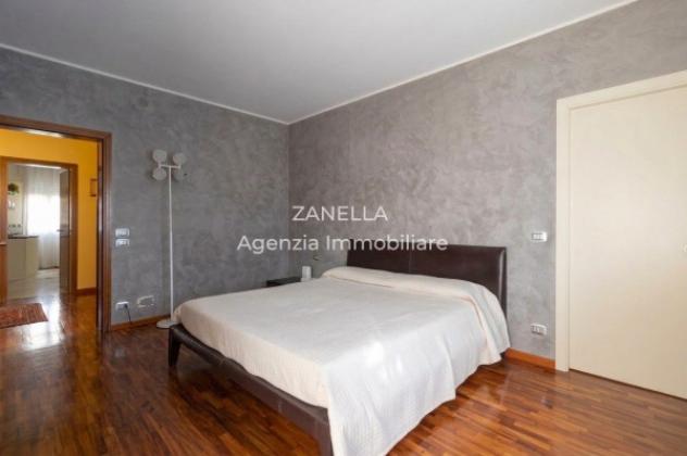Villa di 300 m² con più di 5 locali e box auto doppio in vendita a Castelfranco Veneto - Foto 8