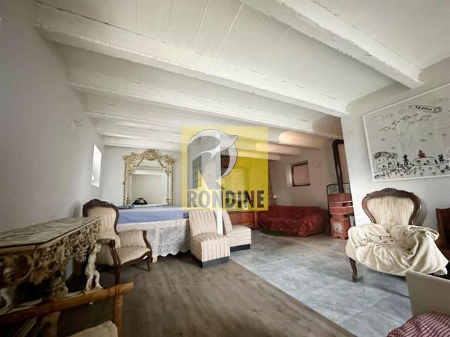 2 fabbricati indipendenti circondati da giardino di 3.960 mq. con piscina - Foto 18