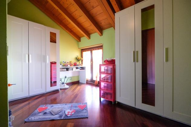 Osio Sotto – Elegante trilocale termoautonomo - Foto 10