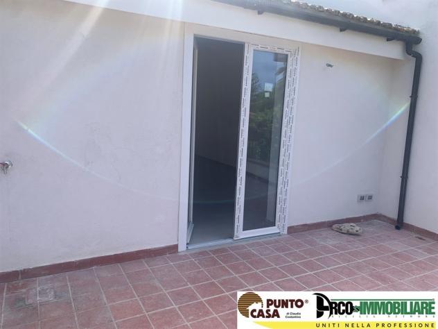Appartamento ristrutturato in villa con terrazzo e giardino condominiale – Mondello, Fondo Anfossi - Foto 18