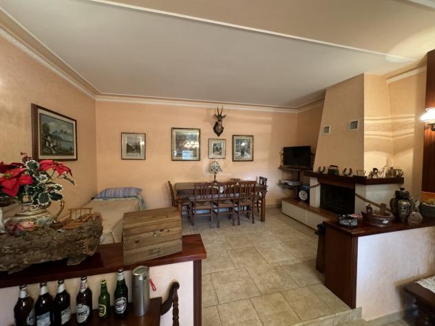 Suzzara vendesi casa indipendente 8 vani 280 Mq - Foto 9