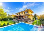 Lussuosa villa unifamiliare