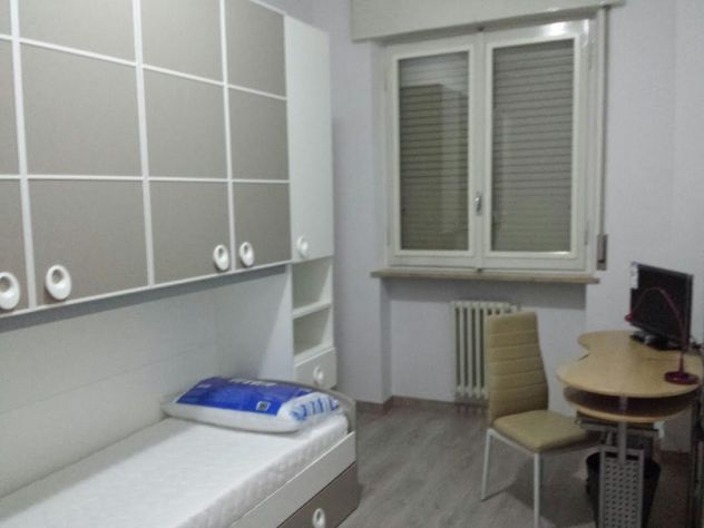 Affittasi stanza in appartamento arredato zona Ospedale Parma - Foto 8