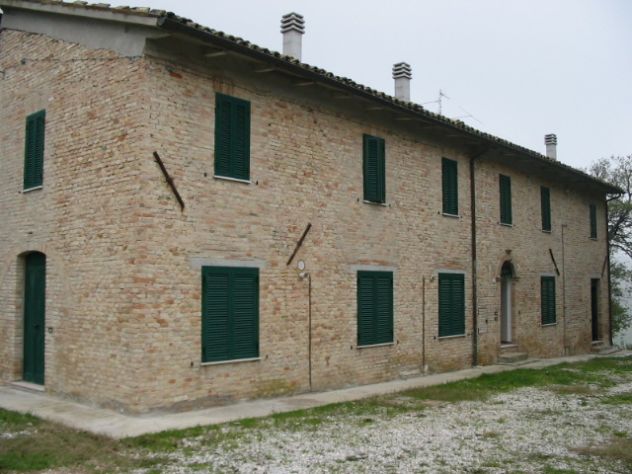 CASALE RUSTICO NEL PARCO DELLE CESANE URBINO (PU) - Foto 3