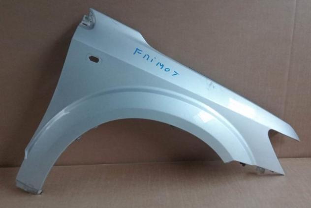 PARAFANGO ANT. DX ARGENTO 999-U1297936 Carrozzeria  Lamierati esterni  Fiancate  Parafango ant. FIAT - FREEMONT - 2011  2016