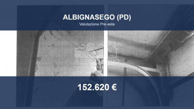 Immobile in asta di 152 m², box auto in vendita a Albignasego