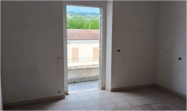 Immobile in asta di 190 m² con più di 5 locali in vendita a Bolognano - Foto 4