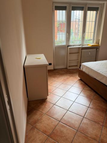Milano ottimo bilocale metri quadri 55 via Rembrandt numero 12 piano alto euro due 149.000 per informazioni telefonare 3384983769 333748559