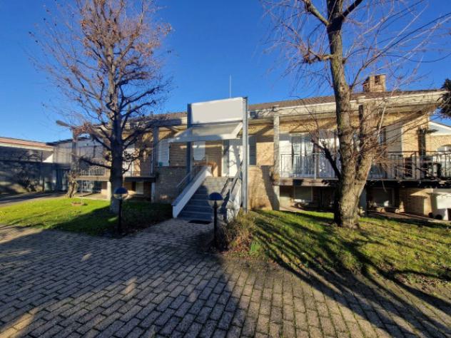 Immobile di 315 m² con più di 5 locali in affitto a Lainate - Foto 3