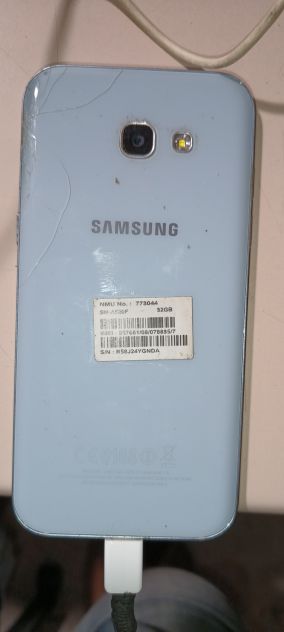 Samsung Galaxy A5 (Pezzo unico e di notevole interesse storico) - Foto 2