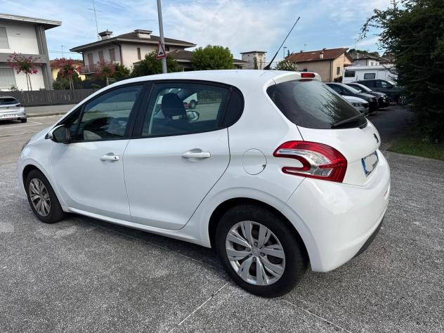Peugeot 208 PureTech 68 5 porte Active - Foto 3