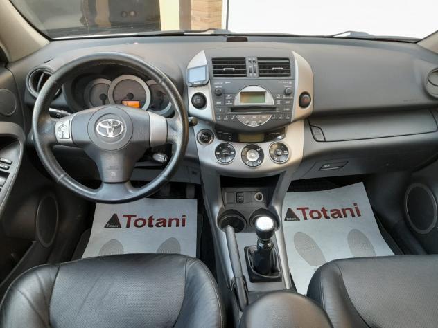 Toyota RAV4 III 2.2 d-4d Luxury 177cv - Foto 9