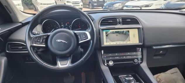 JAGUAR F-Pace 2.0 D 180 CV AWD aut. rif. 21466735 - Foto 10