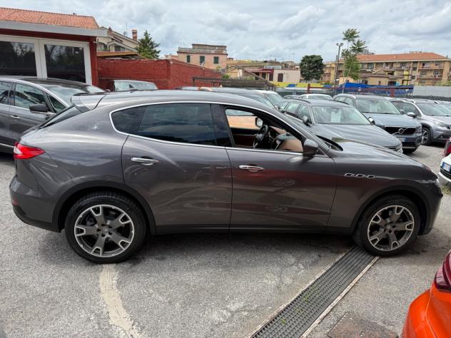 Levante V6 Diesel 275 CV-rate-garanzia -permute - Foto 8