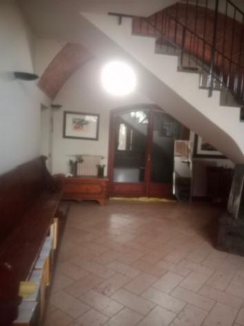 Villa di 10600 m² con più di 5 locali e box auto in vendita a Carpi - Foto 4