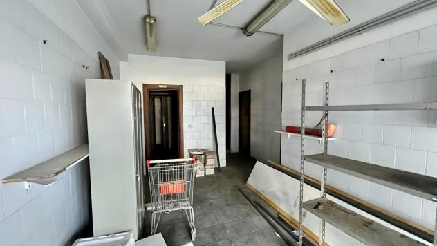 Locale commerciale in affitto a Bari, Poggiofranco - Foto 10