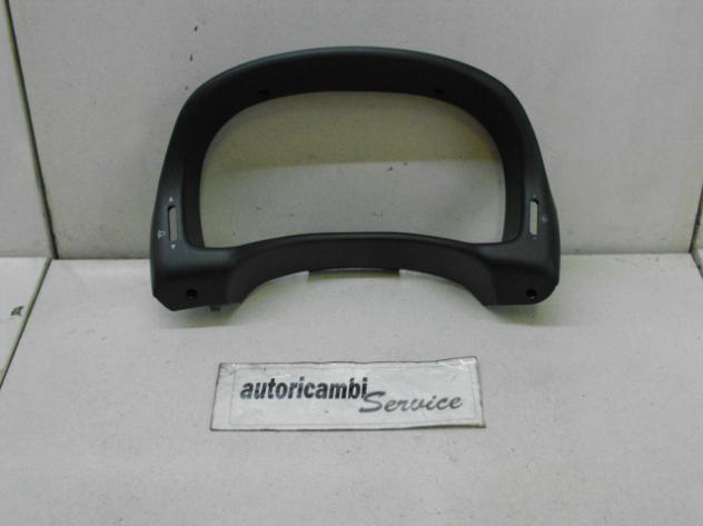 735335260 RIVESTIMENTO MASCHERINA CRUSCOTTO QUADRO STRUMENTI FIAT PUNTO 1.2 B 44KW 5M 5P (2005) RICAMBIO USATO