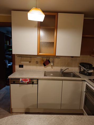 vendo arredamento vario per cambio abitazione - Foto 6