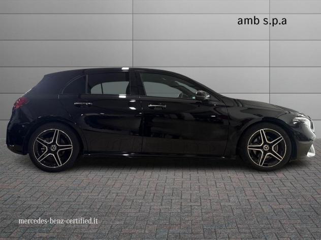 Mercedes-Benz Classe A A 180 d AMG Line Premium auto - Foto 5