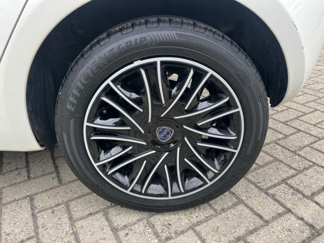 Lancia Ypsilon 1.0 FireFly 70cv S&S Hybrid GOLD - Foto 7