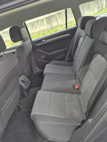 Volkswagen Passat Variant 2.0 TDI SCR EVO DSG Executive - Foto 7