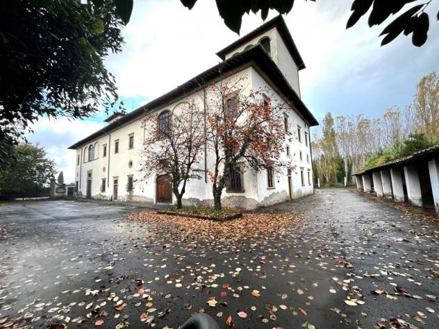 VILLA di 30 vani e di 1380 mq (CAMPI BISENZIO) rif. L1340_3 - Foto 8