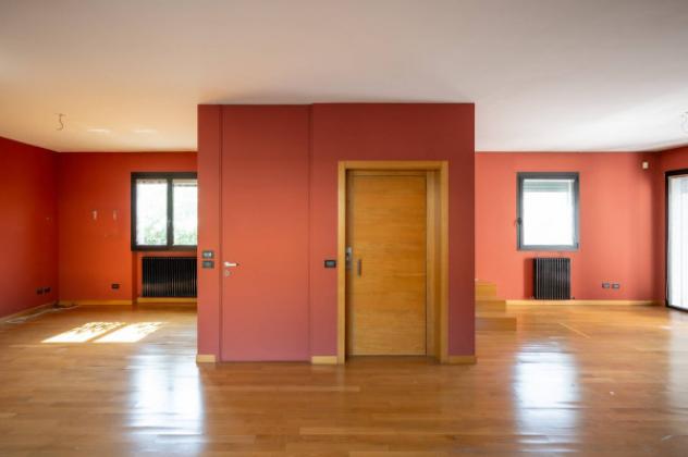 Villa di 317 m² con 5 locali e box auto doppio in vendita a Padova - Foto 4