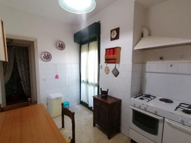 Nella parte nuova del comune di Sorano con il suo bellissimo e caratteristico centro termale, a 5 km da Pitigliano, 20 km dalle terme della più conos - Foto 18