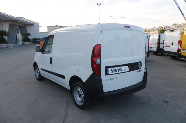 Fiat Doblo Dobl1.6 MJT 90CV S&S PC-TN Cargo - Foto 4