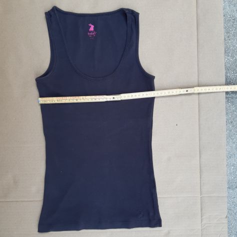 T-shirt e due bluse taglia S - Foto 4