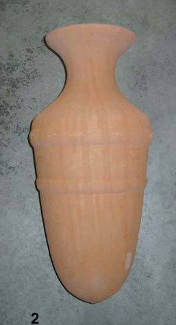 Anfora in terra rossa