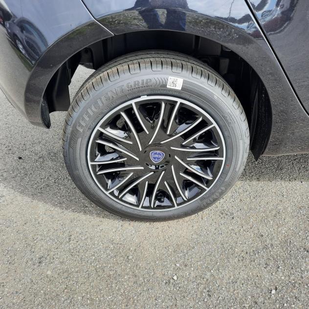 Lancia Ypsilon 1.0 FireFly 5 porte S&S Hybrid Oro - Foto 9