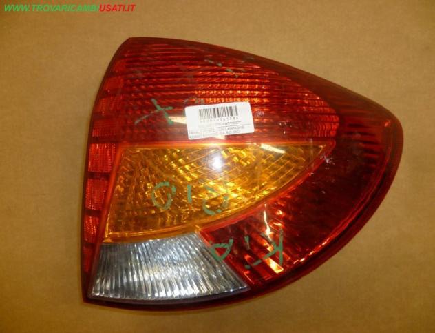 FANALE POST.D.CON LAMPADINE ROSSO ARANCIO KIA RIO (DC) Parti elettriche Fanaleria Fanali Fanale post. sx. KIA - RIO - 01-01-2001 - 01-02-2003